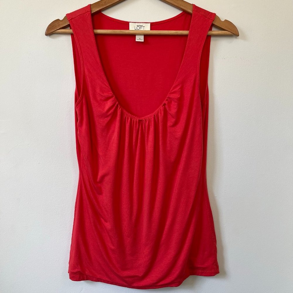 Ann Taylor LOFT Coral Scoop Neck Tank Top, Size S